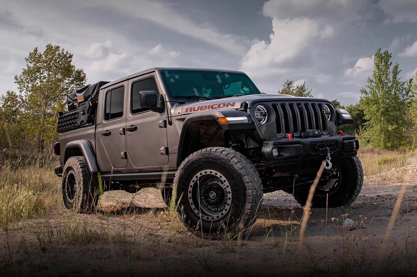 DIY windshield protection film for Jeep JL + JT 